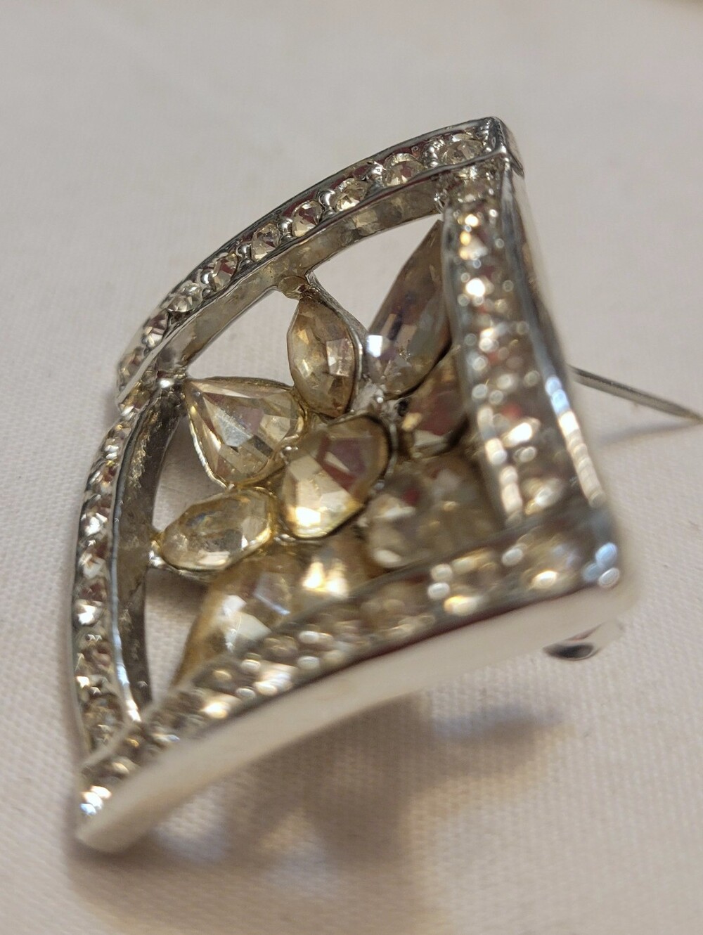 Vintage Crystal Rhinestone Flower Brooch - Picture 2 of 5
